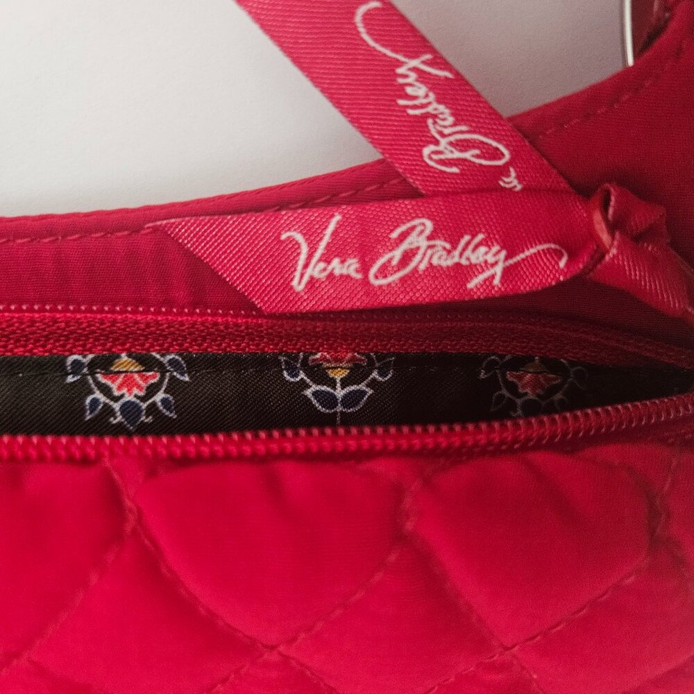 NWT Vera Bradley Mailbag Crossbody in the Tango Red Retired Pattern - Picture 7 of 16